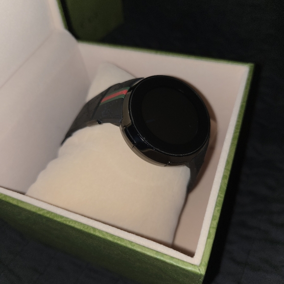 Gucci 114-2 Digital watch - Picture 4 of 9